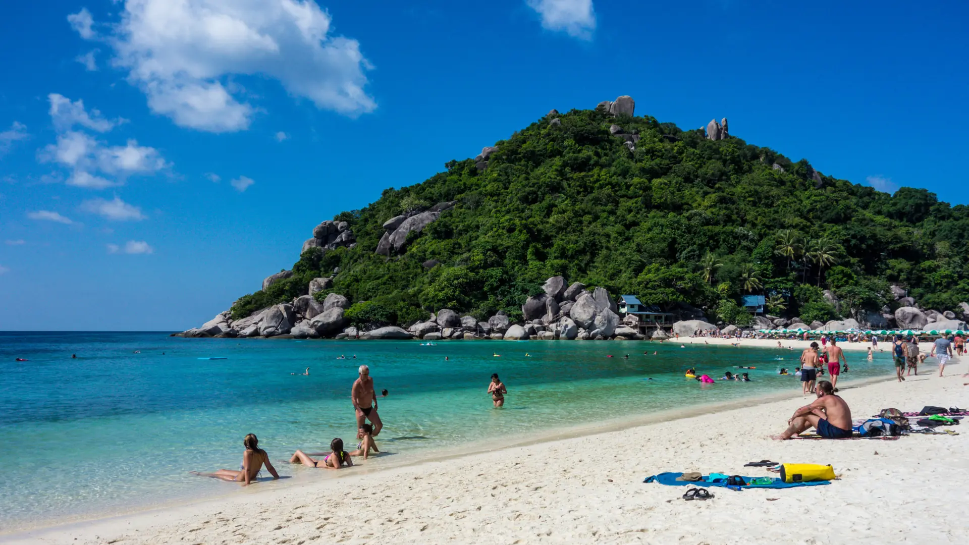 White sand, granite boulders and vivid blue water on Koh Tao