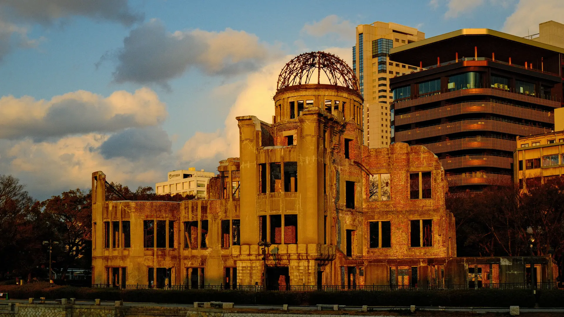 Hiroshima Peace Memorial Park beside the river at morning