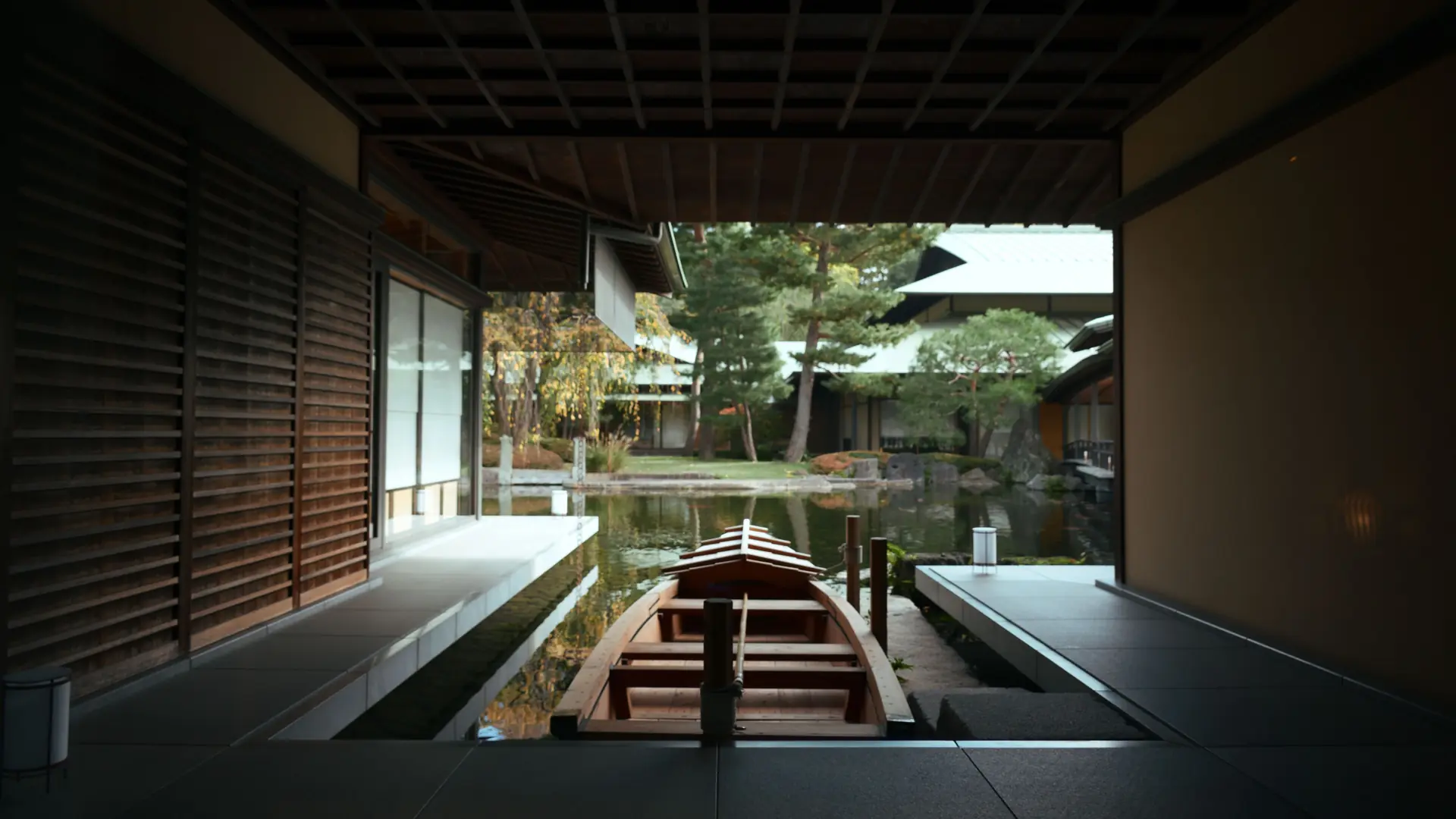 A private open-air bath facing forested Hakone slopes